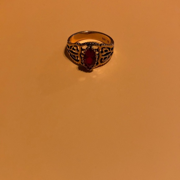 Jewelry - Vintage 14k GE Ring